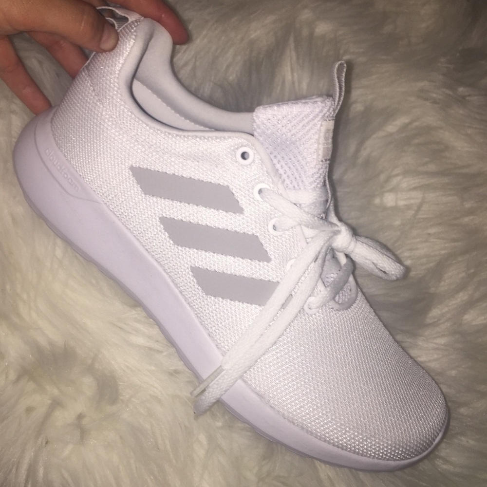 Never worn with tags ADIDAS women’s sneakers